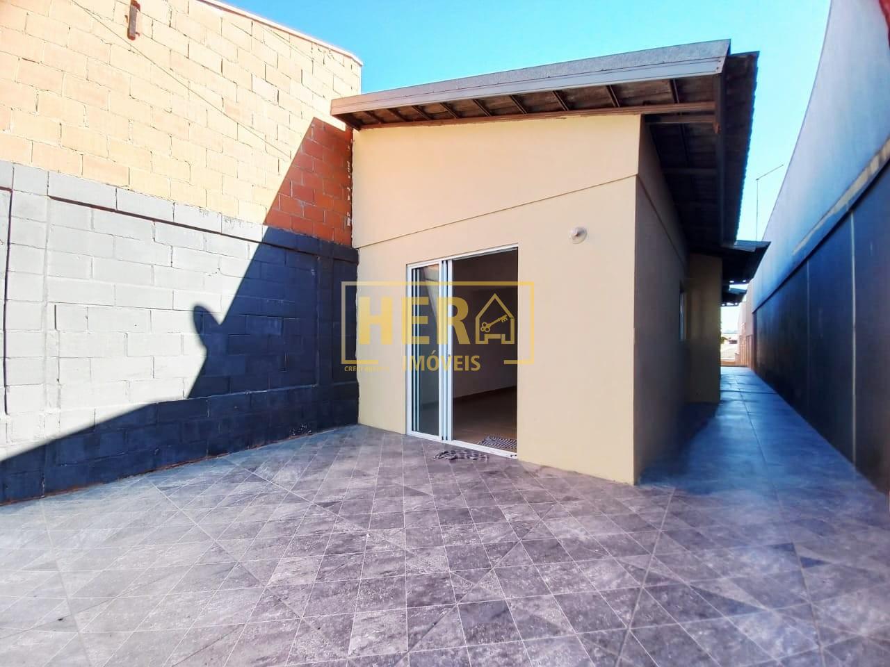 Casa à venda com 2 quartos, 58m² - Foto 2