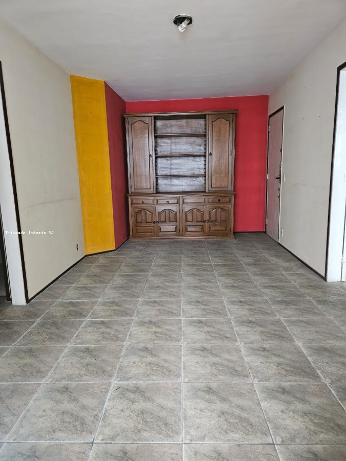 Apartamento à venda com 2 quartos, 115m² - Foto 4