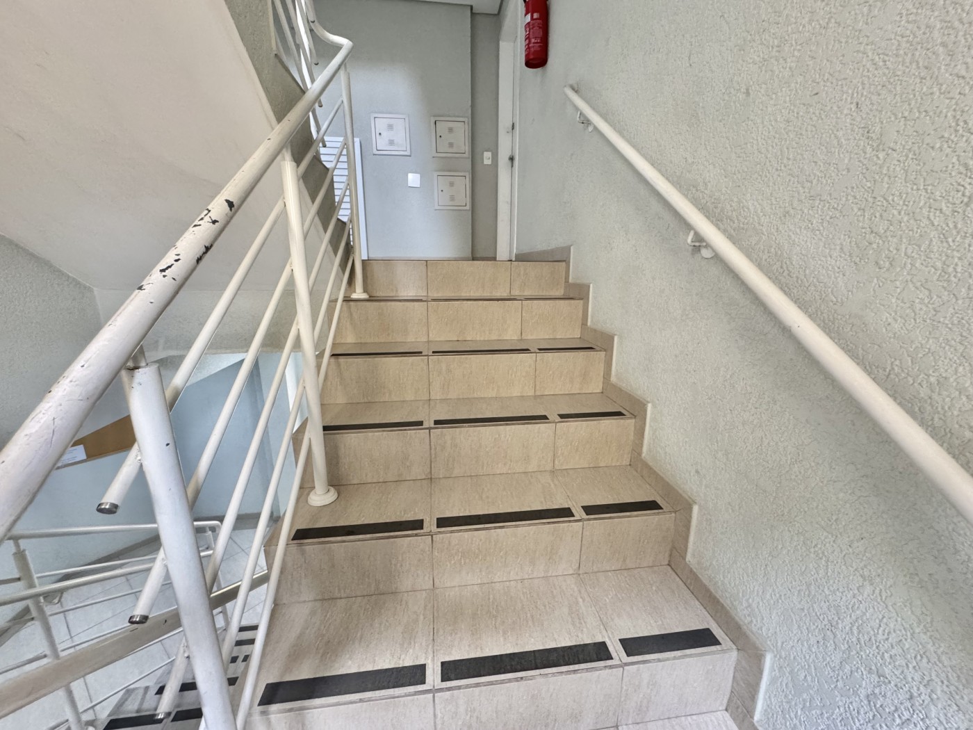 Apartamento à venda com 2 quartos, 85m² - Foto 22