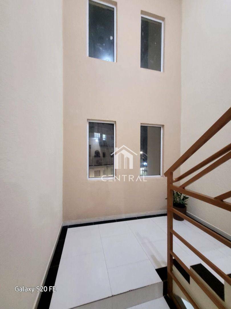 Apartamento à venda com 2 quartos, 77m² - Foto 5