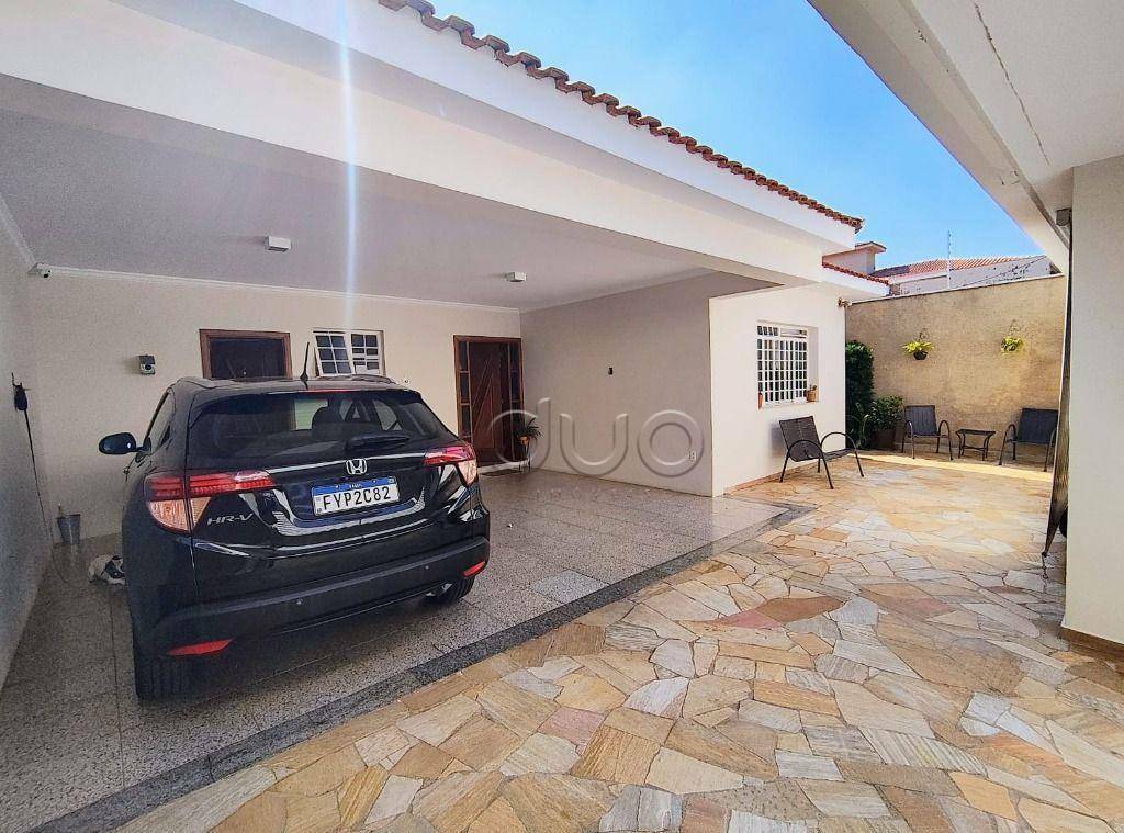 Casa à venda com 3 quartos, 237m² - Foto 5