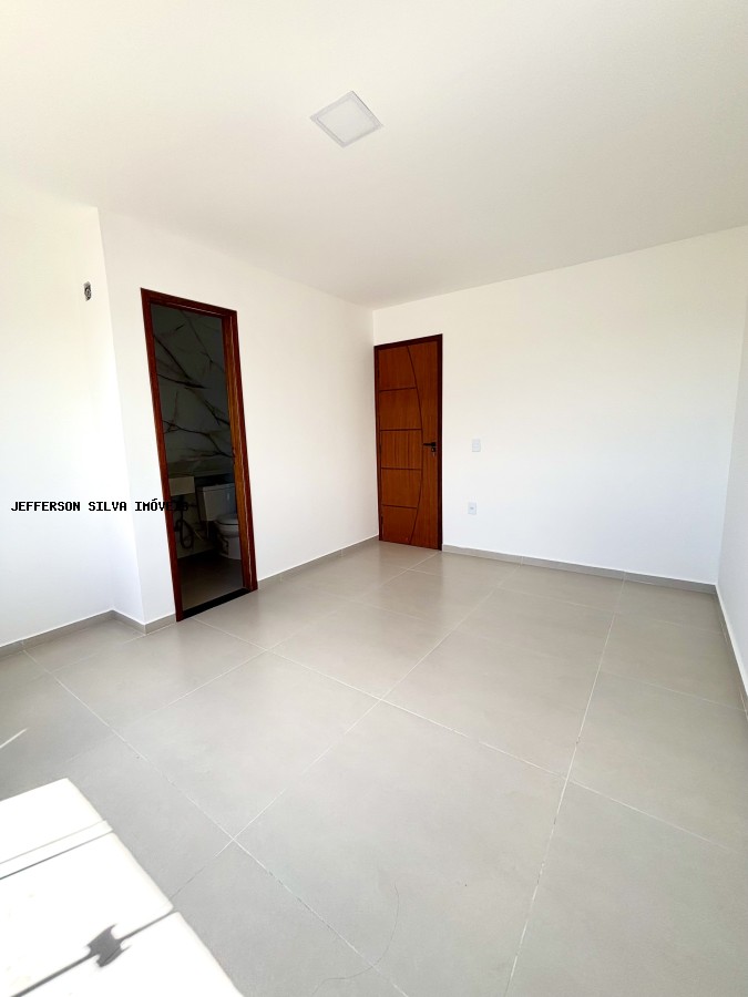 Casa à venda com 3 quartos, 82m² - Foto 15