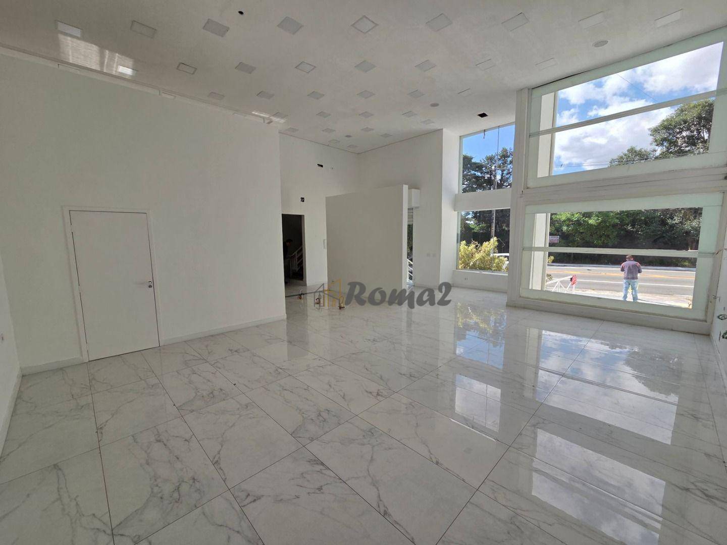 Prédio Inteiro para alugar, 717m² - Foto 1