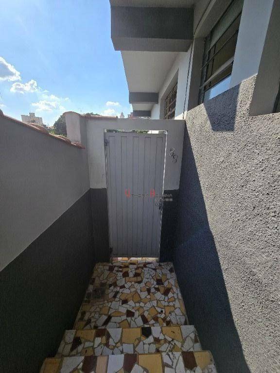 Casa para alugar com 1 quarto, 40m² - Foto 3