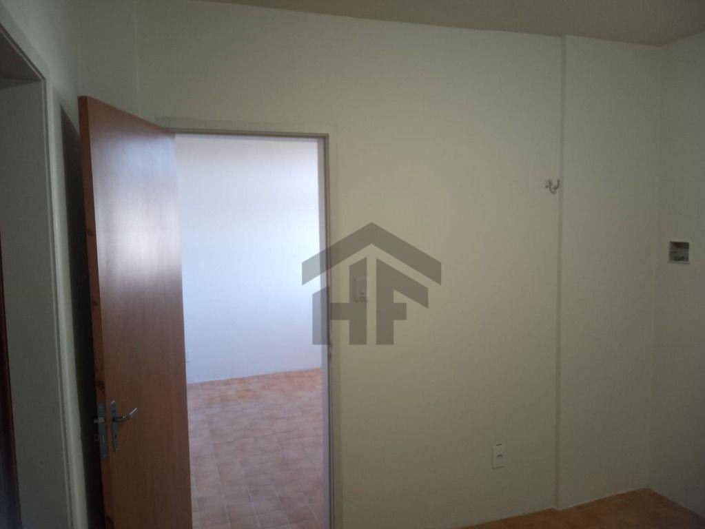 Apartamento à venda com 1 quarto, 32m² - Foto 9
