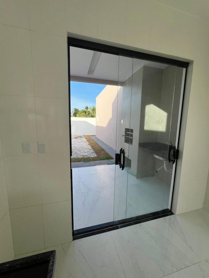 Casa de Condomínio à venda com 3 quartos, 250m² - Foto 9