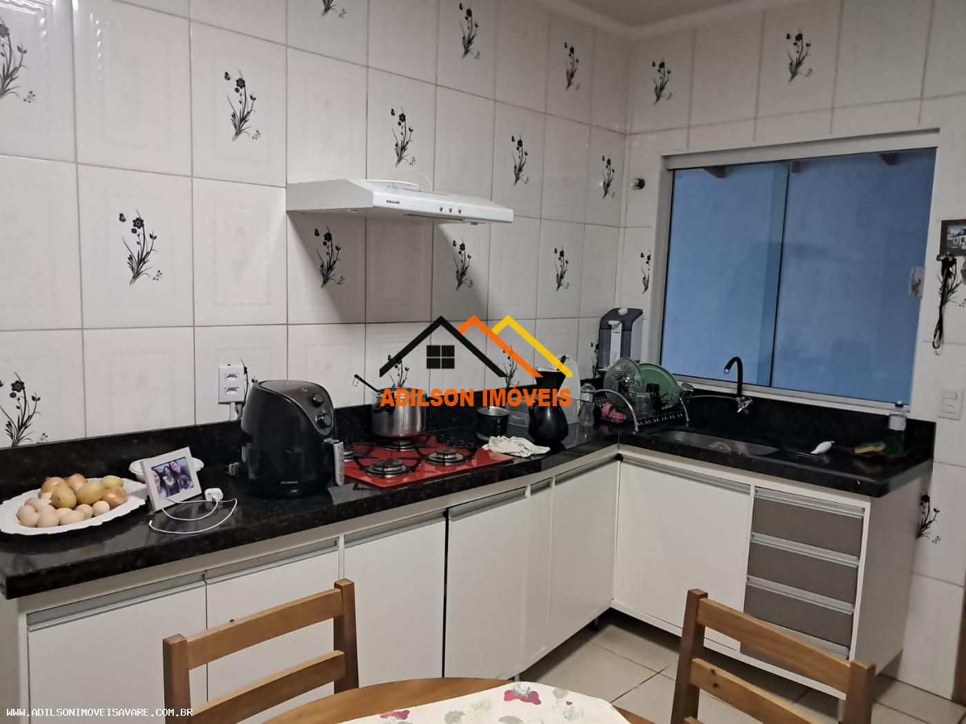 Casa à venda com 2 quartos, 160m² - Foto 6