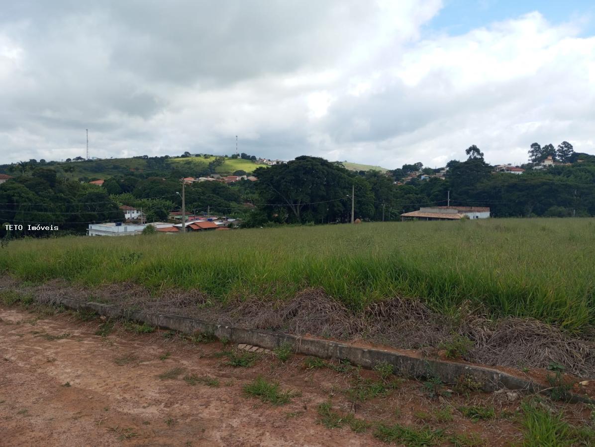Terreno à venda, 900m² - Foto 1