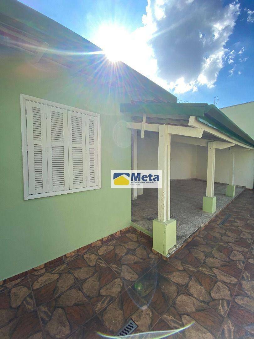 Casa à venda e aluguel com 3 quartos, 253m² - Foto 23