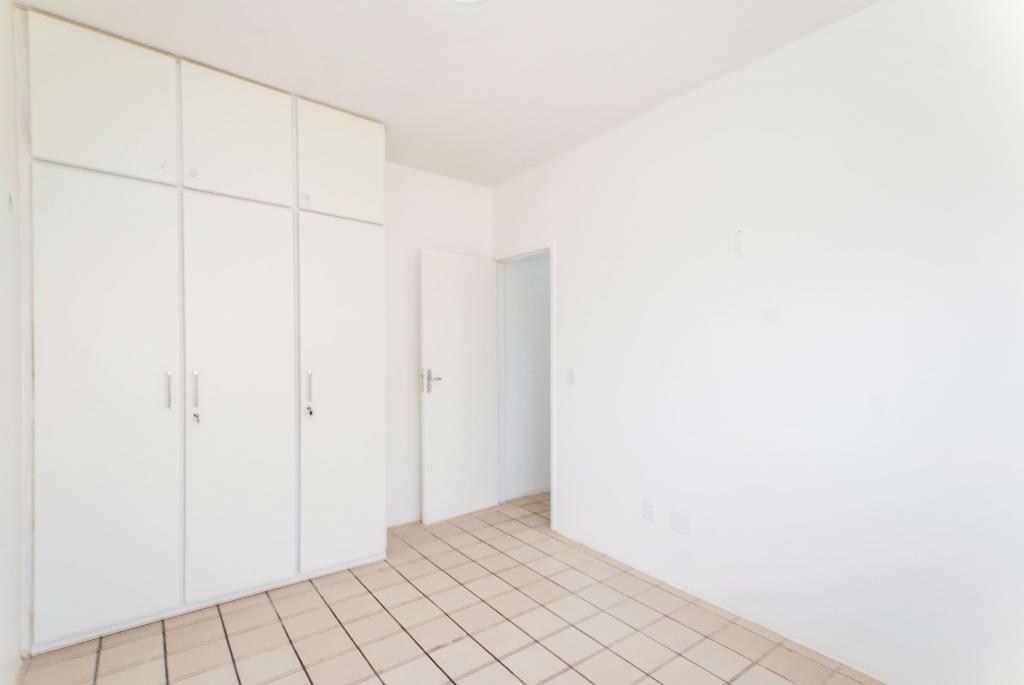 Apartamento para alugar com 3 quartos, 110m² - Foto 7