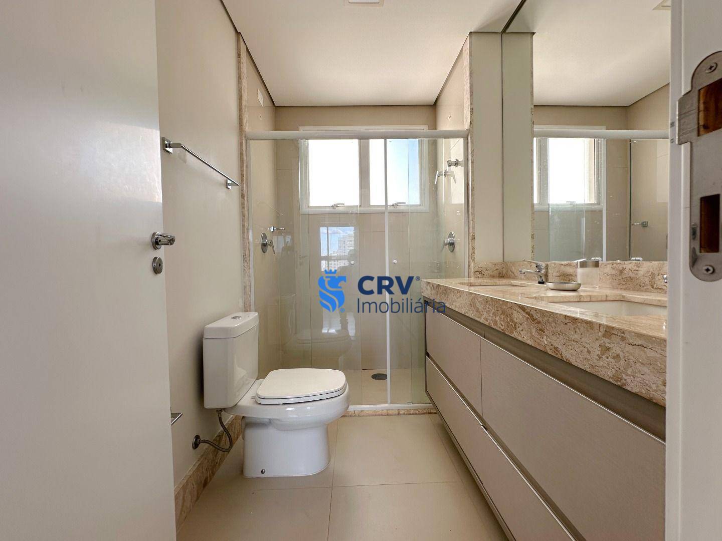 Apartamento para alugar com 3 quartos, 108m² - Foto 11