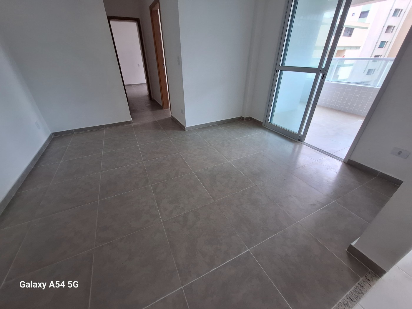 Apartamento para alugar com 2 quartos, 72m² - Foto 8