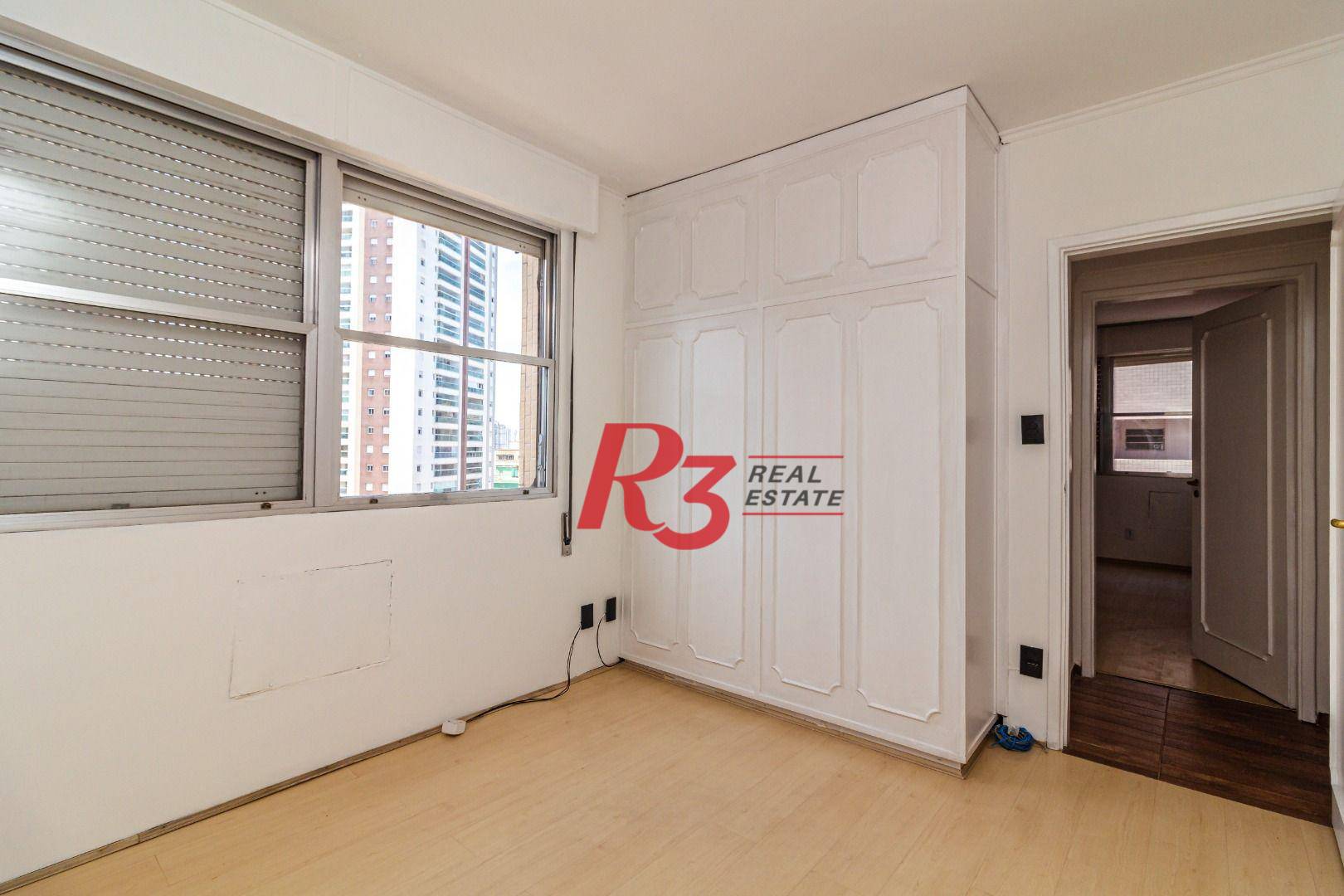 Apartamento para alugar com 3 quartos, 125m² - Foto 18