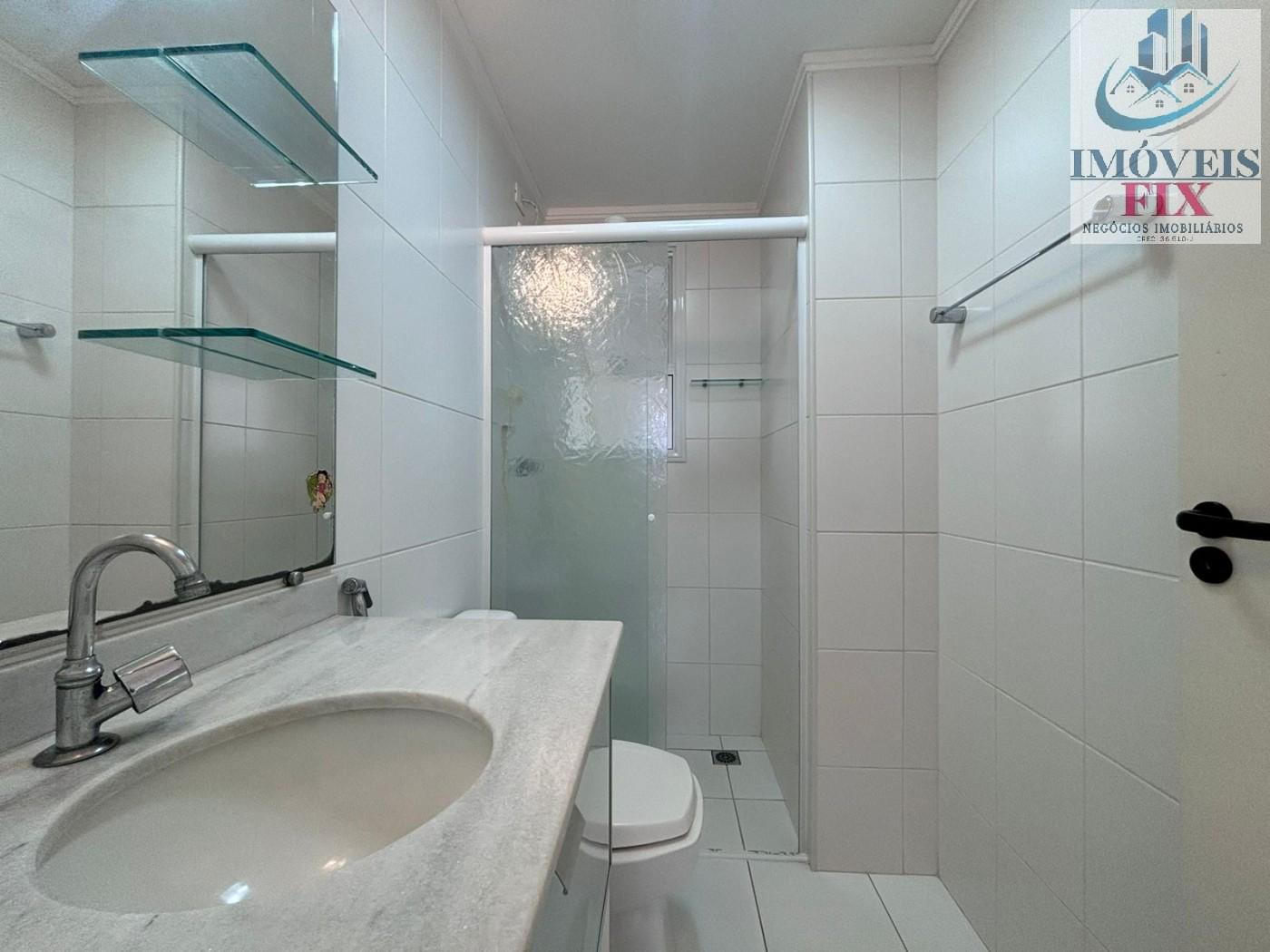 Apartamento à venda com 2 quartos, 75m² - Foto 29