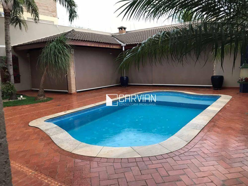 Casa à venda com 3 quartos, 342m² - Foto 2