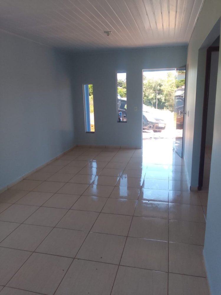 Casa à venda com 2 quartos, 71m² - Foto 5