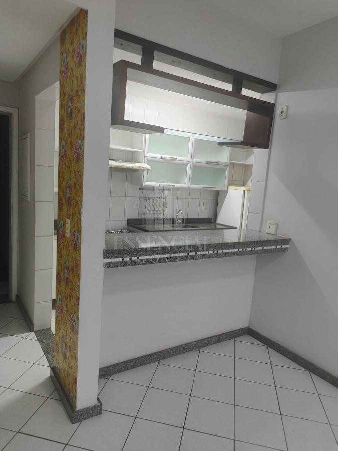 Apartamento à venda com 2 quartos, 67m² - Foto 5