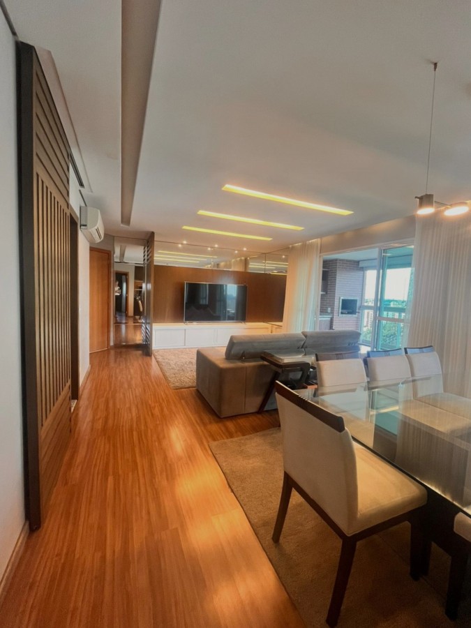 Apartamento à venda com 3 quartos, 126m² - Foto 7