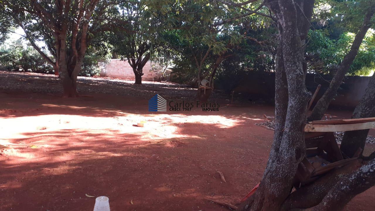 Chácara à venda com 5 quartos, 360m² - Foto 2