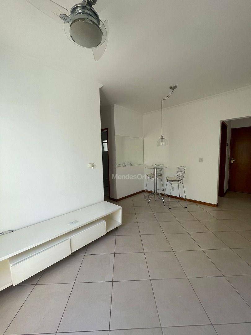 Apartamento à venda com 2 quartos, 60m² - Foto 15