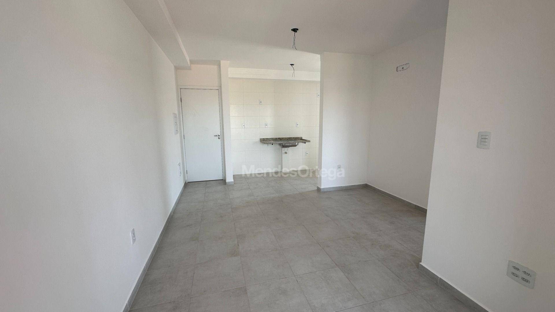 Apartamento à venda com 2 quartos, 61m² - Foto 8