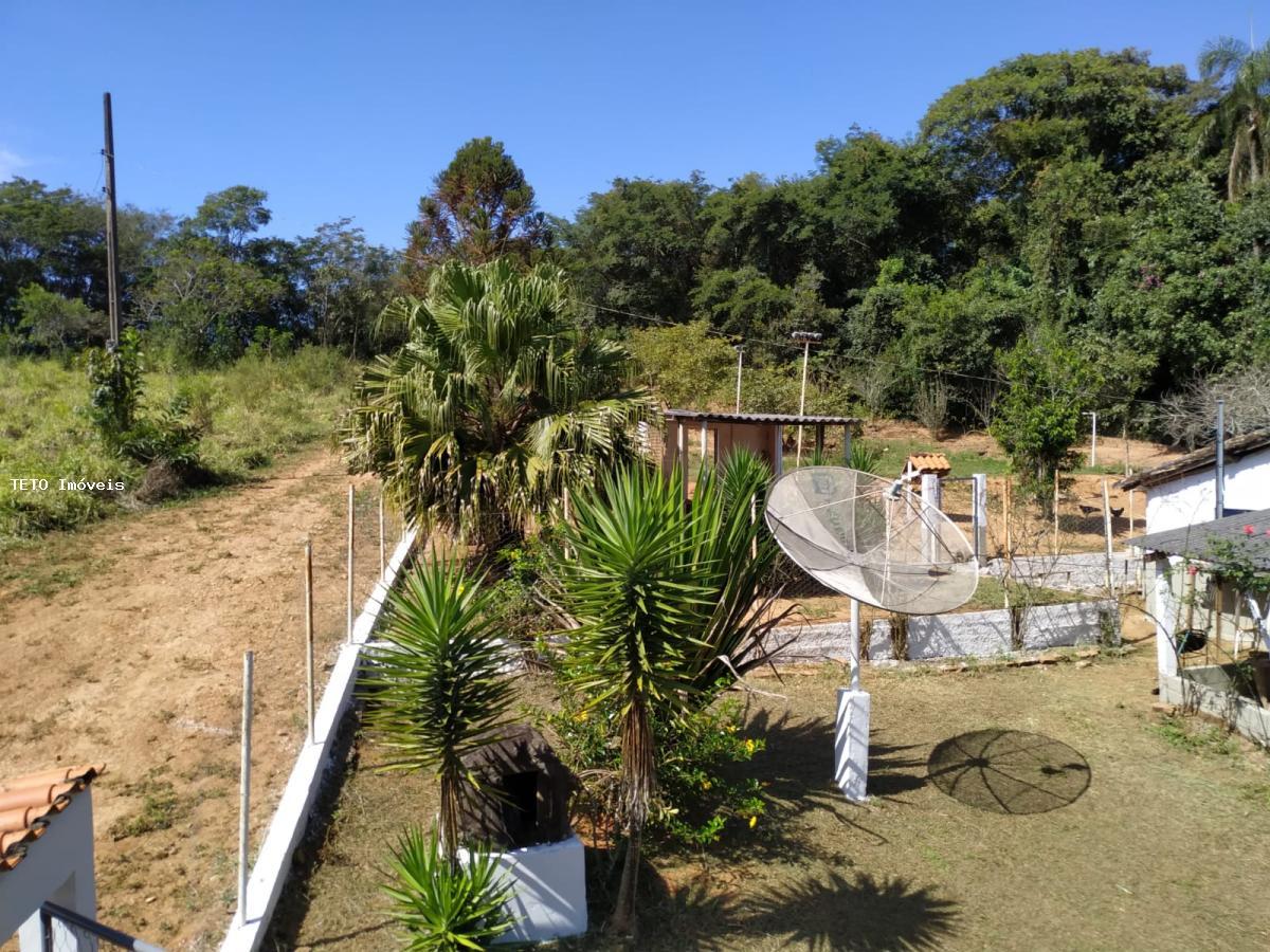 Sítio à venda com 2 quartos, 1800m² - Foto 5