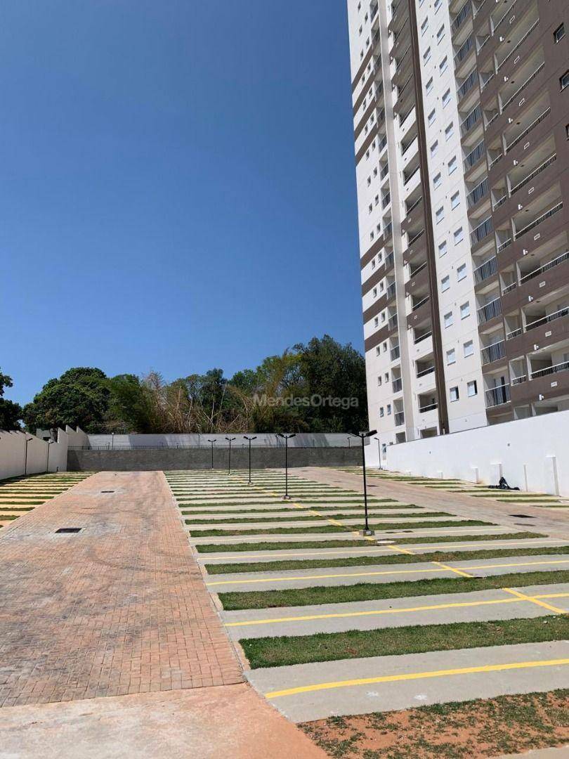 Apartamento para alugar com 2 quartos, 63m² - Foto 60