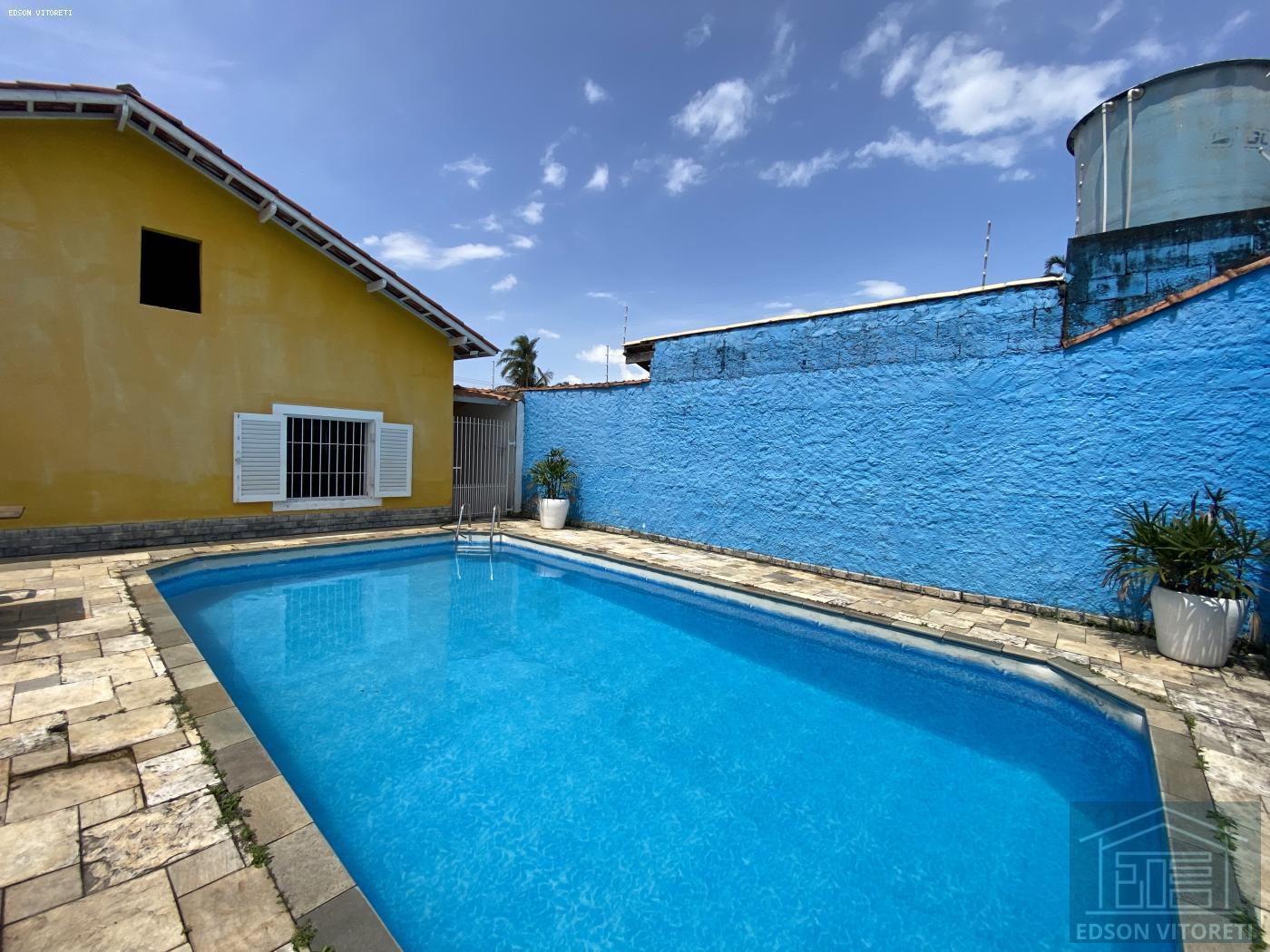 Casa para alugar com 3 quartos, 200m² - Foto 29