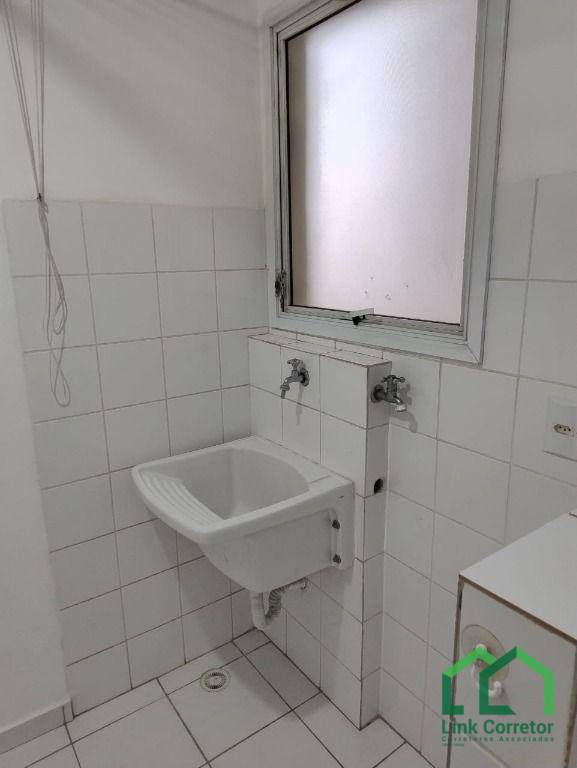 Apartamento para alugar com 3 quartos, 65m² - Foto 3