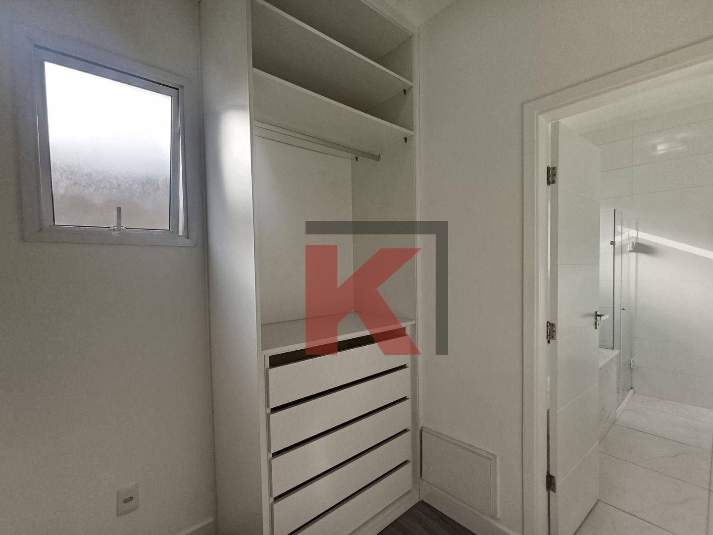 Casa à venda com 4 quartos, 237m² - Foto 18