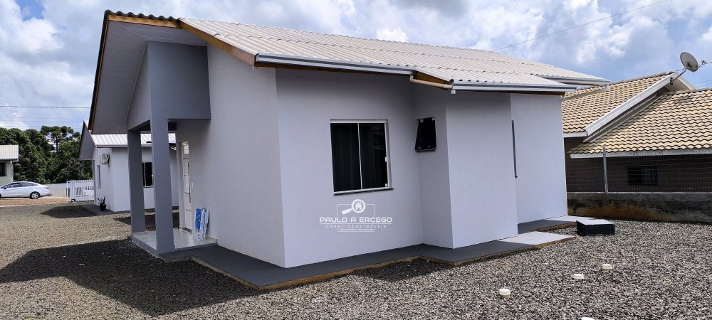 Casa à venda com 2 quartos, 100m² - Foto 4