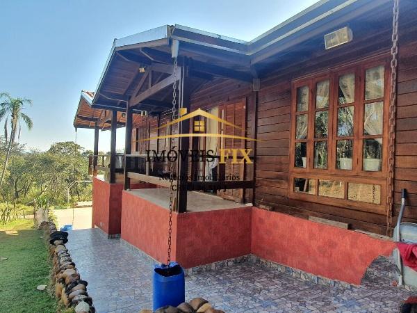Chácara à venda com 6 quartos, 350m² - Foto 8