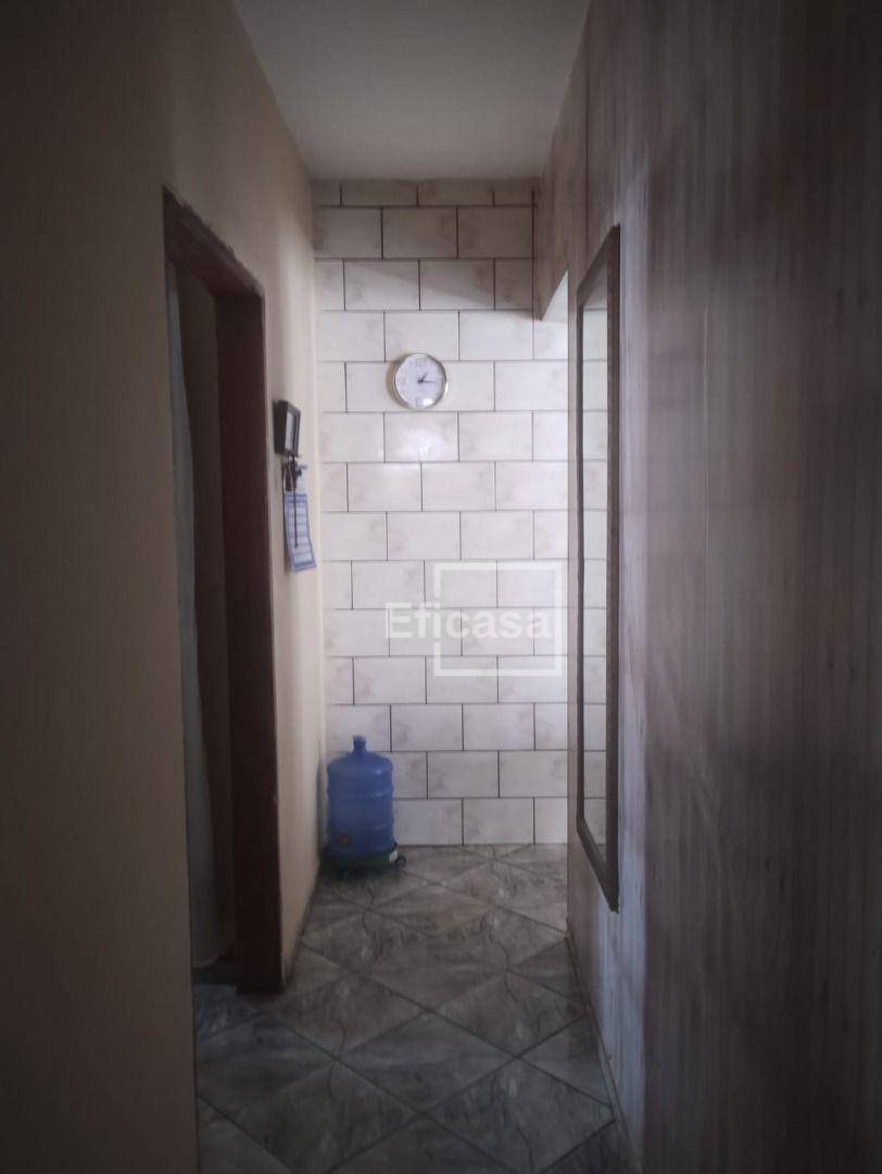 Casa à venda com 2 quartos, 170m² - Foto 20