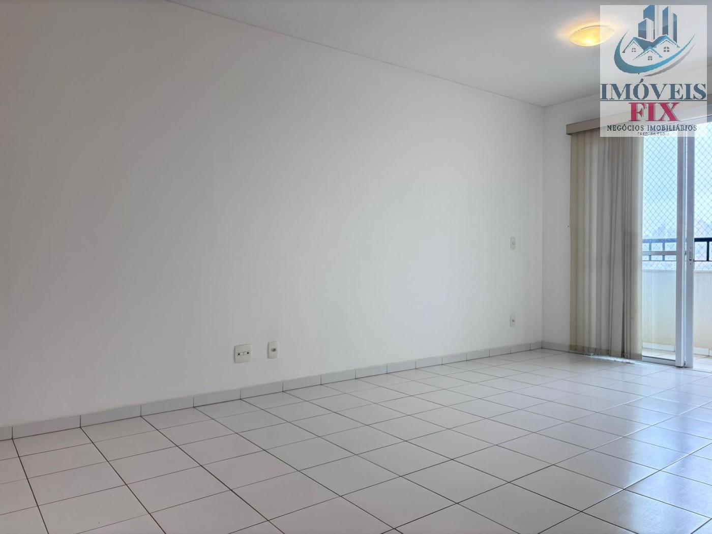 Apartamento à venda com 2 quartos, 75m² - Foto 11