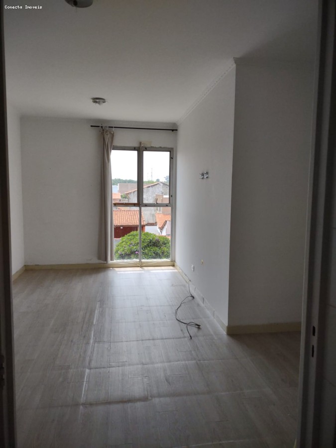 Apartamento à venda com 2 quartos, 65m² - Foto 3