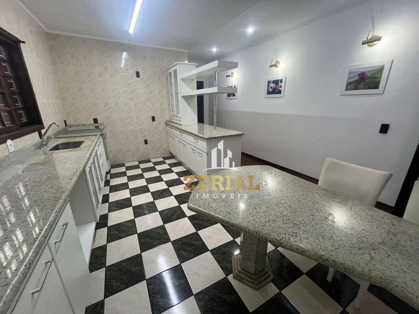 Casa à venda e aluguel com 3 quartos, 216m² - Foto 6