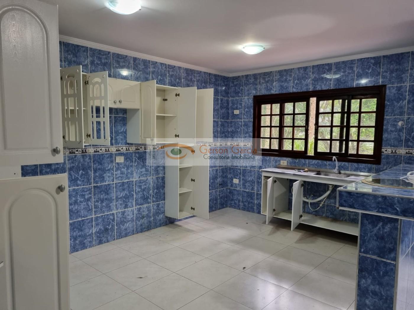 Casa de Condomínio para alugar com 2 quartos, 250m² - Foto 9