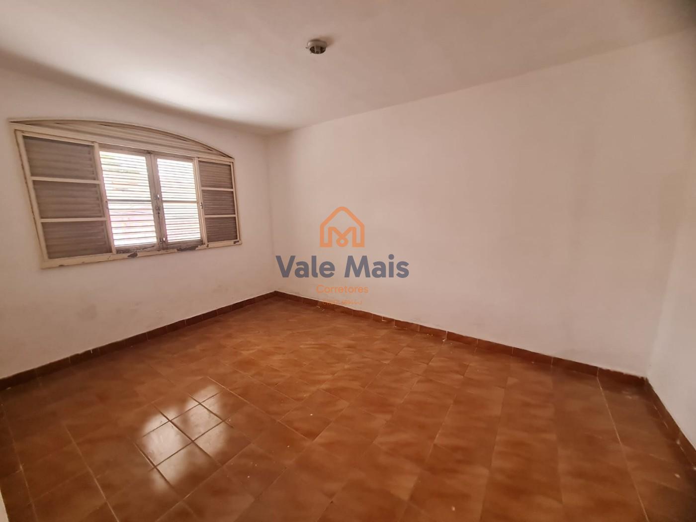 Casa para alugar com 4 quartos, 300m² - Foto 8