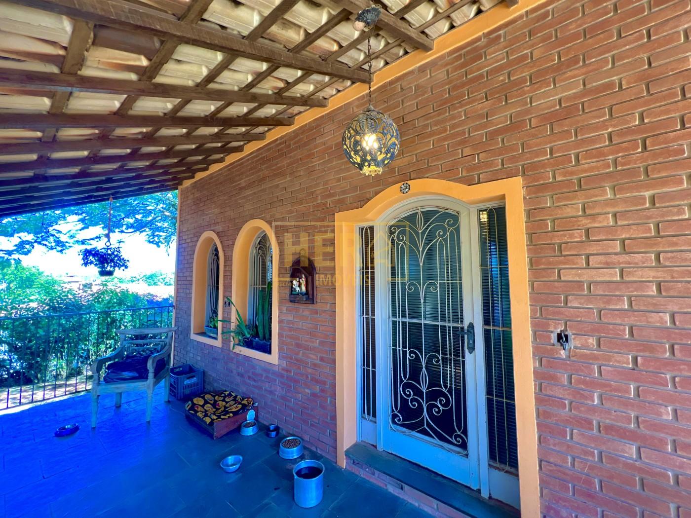 Chácara à venda com 3 quartos, 300m² - Foto 10