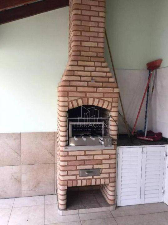 Casa à venda com 3 quartos, 201m² - Foto 8