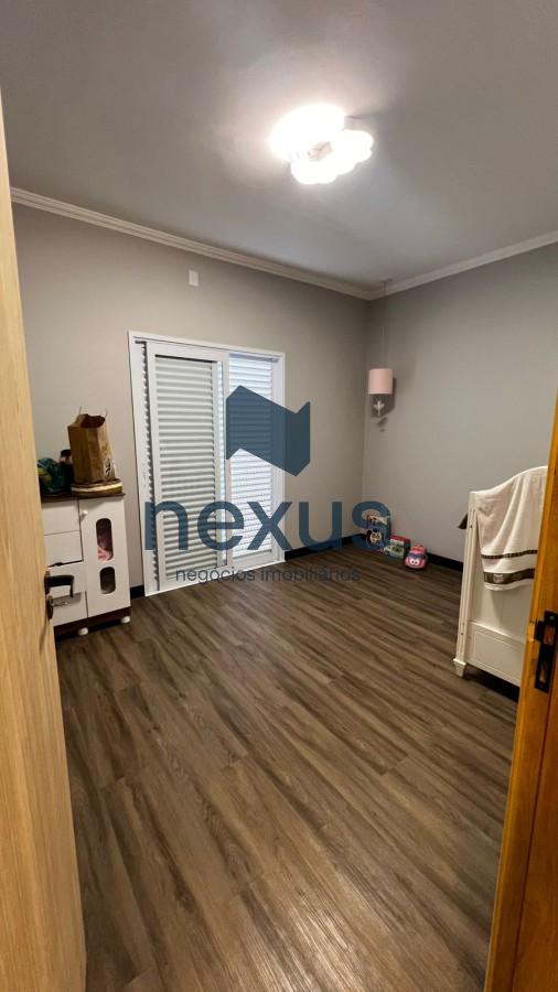 Casa à venda com 3 quartos, 450m² - Foto 3