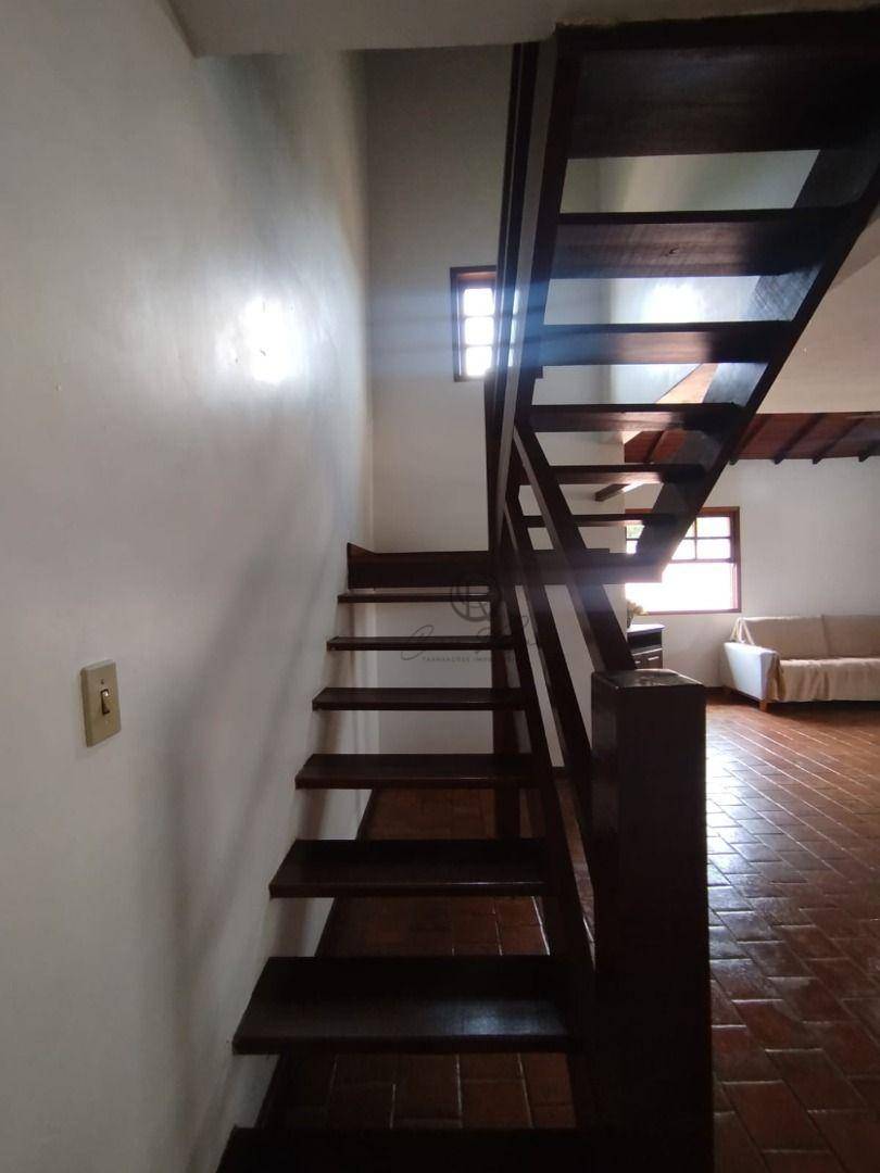 Casa de Condomínio à venda com 5 quartos, 217m² - Foto 12