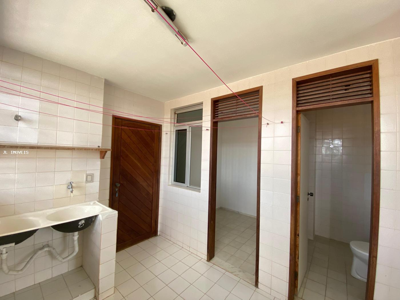 Apartamento à venda com 3 quartos, 187m² - Foto 9