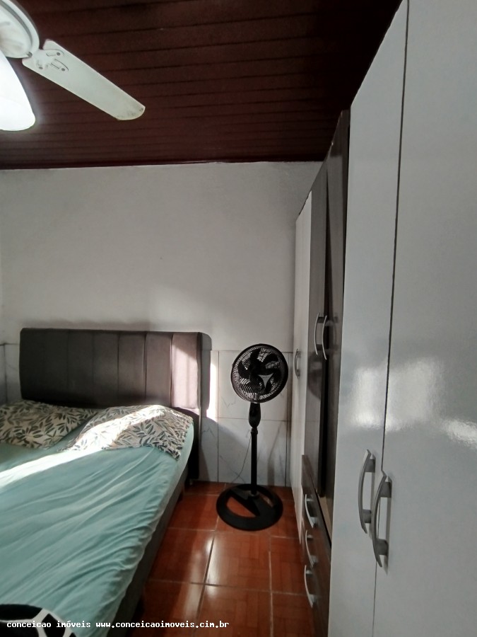 Casa à venda com 3 quartos, 77m² - Foto 12
