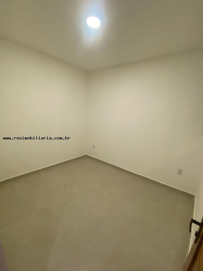 Casa à venda com 2 quartos, 56m² - Foto 11