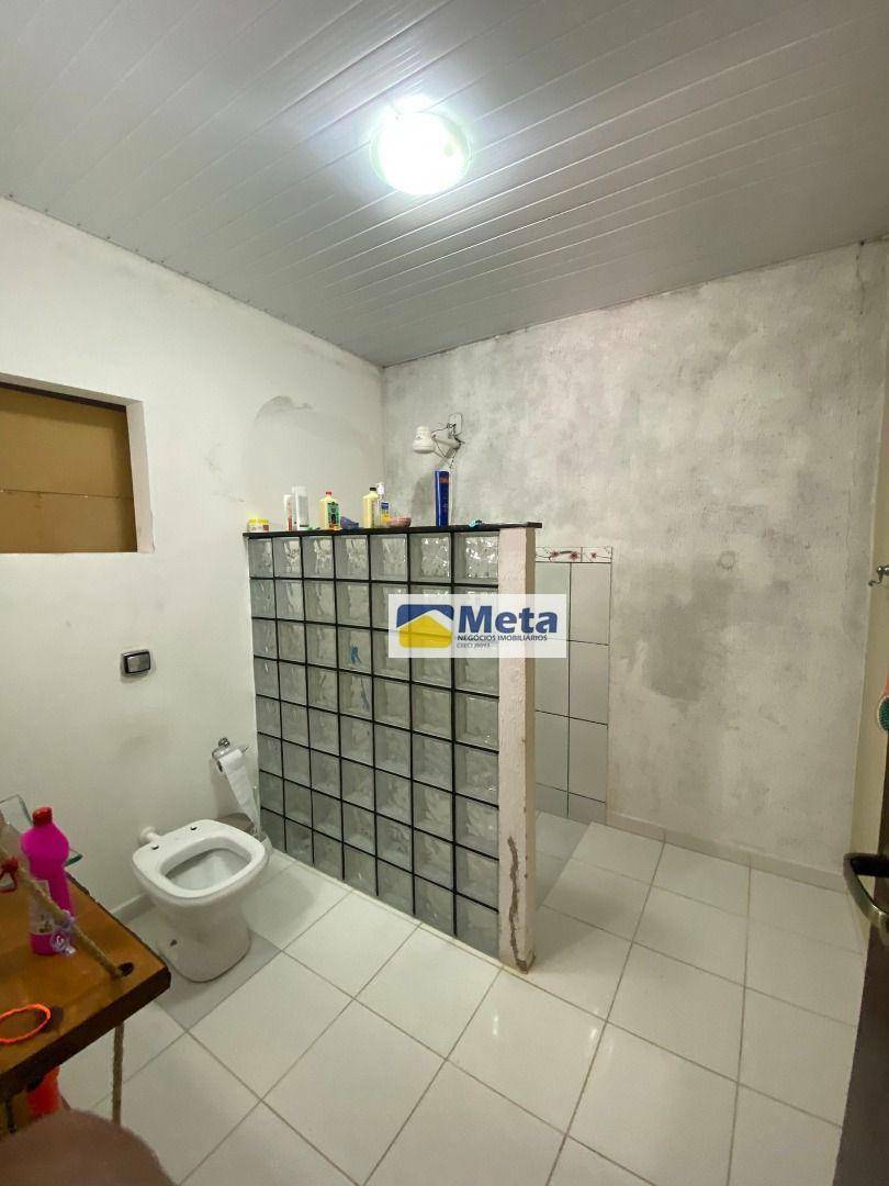 Chácara à venda com 4 quartos, 450m² - Foto 8