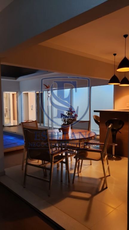 Casa à venda e aluguel com 3 quartos, 384m² - Foto 6