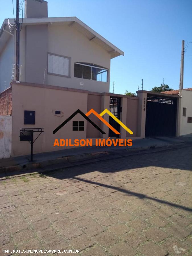 Sobrado à venda com 3 quartos, 360m² - Foto 1