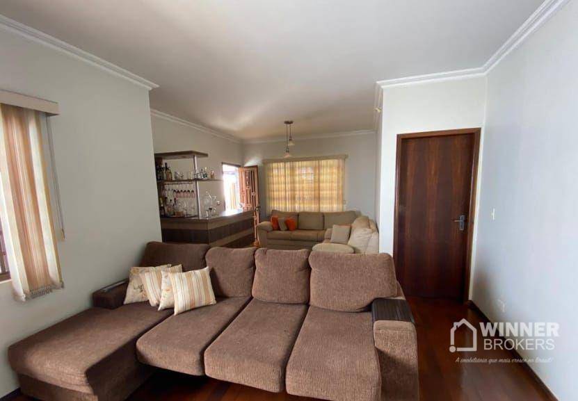 Casa à venda com 4 quartos, 231m² - Foto 5