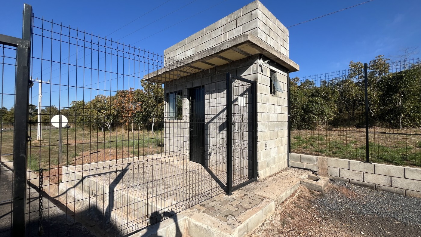 Prédio Inteiro à venda com 2 quartos, 40000m² - Foto 5